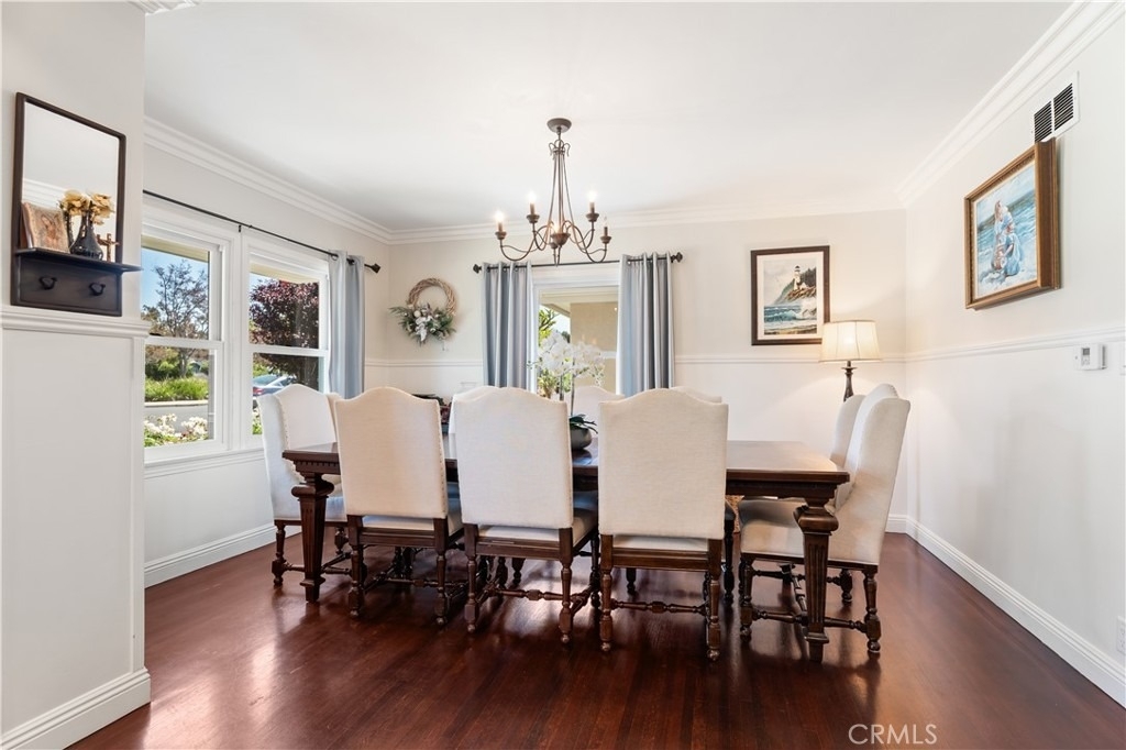 668 W 12th - Photo 11