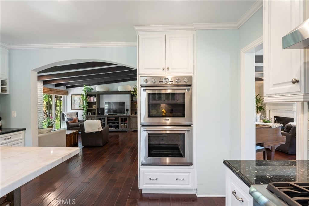 668 W 12th - Photo 21