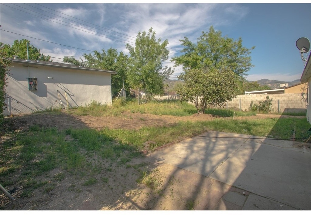 496 W 48th - Photo 23
