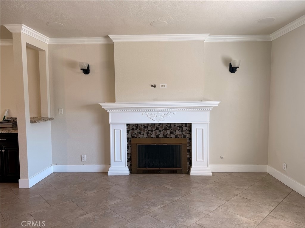 1237 Norgate Street - Photo 2