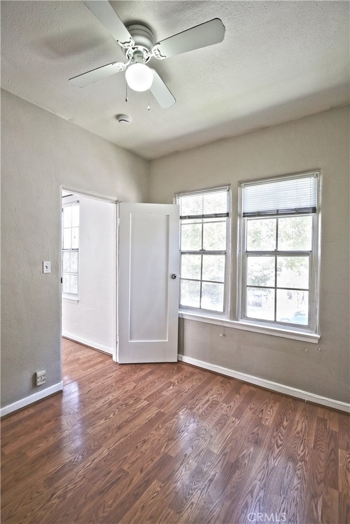 1336 Elm Street - Photo 8
