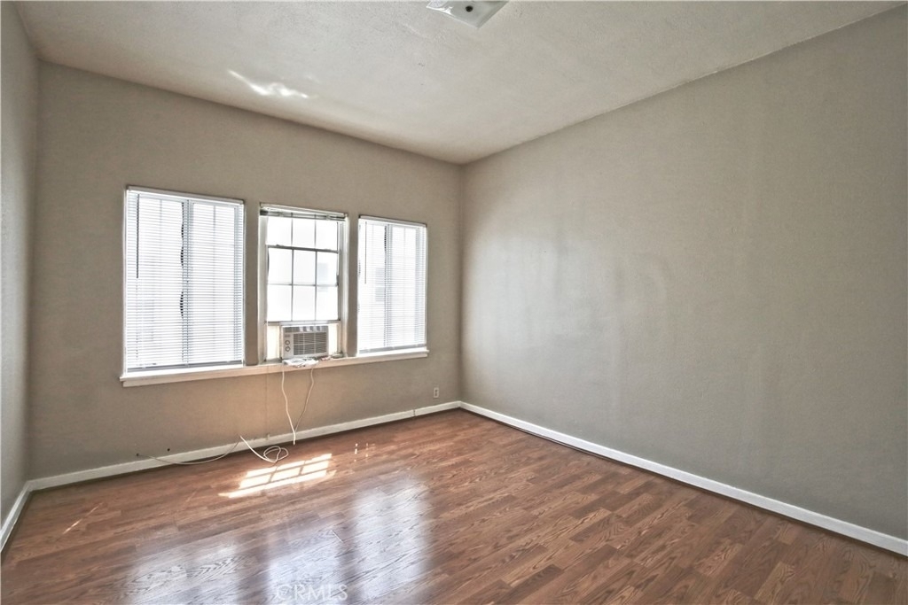 1336 Elm Street - Photo 16