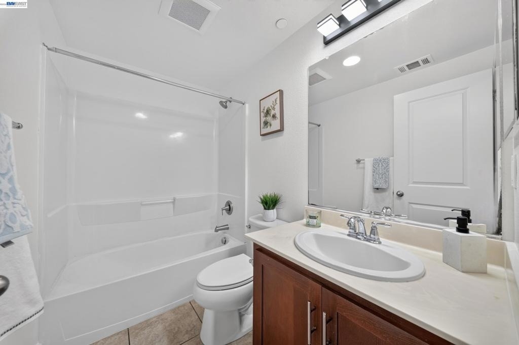 1656 Lee Way - Photo 35