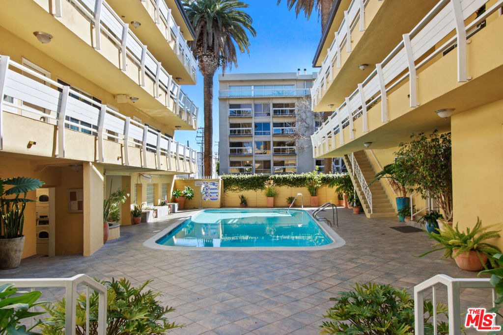 757 Ocean Avenue - Photo 16