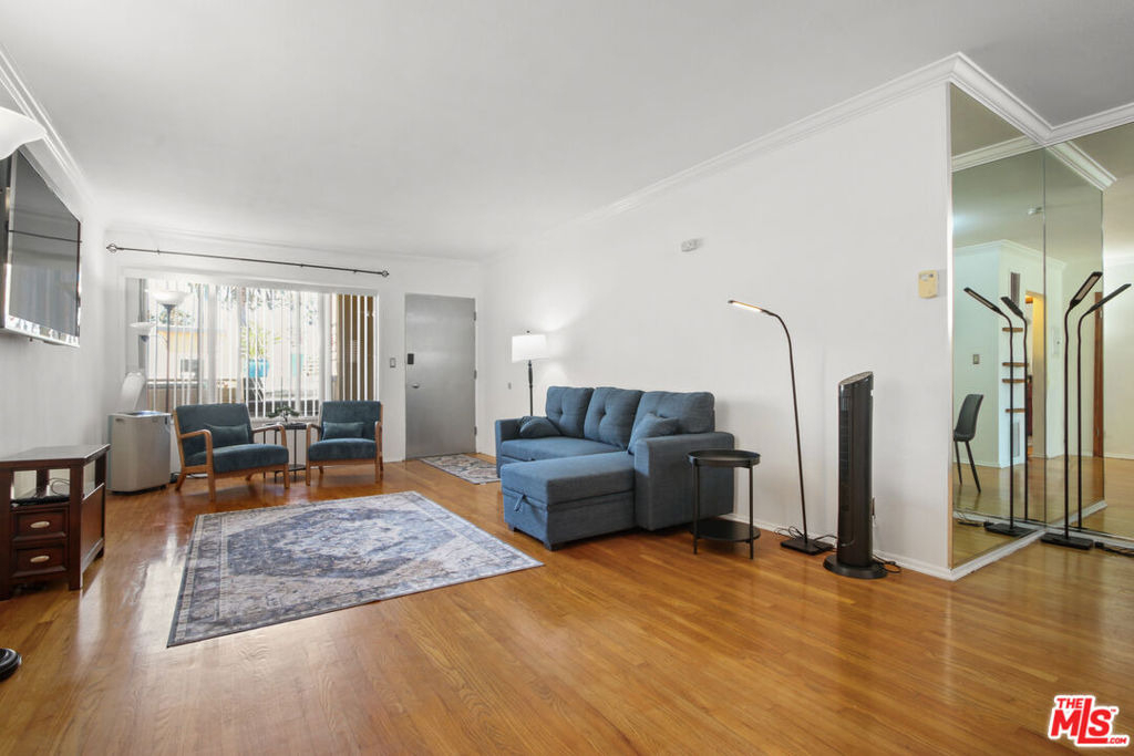 757 Ocean Avenue - Photo 4