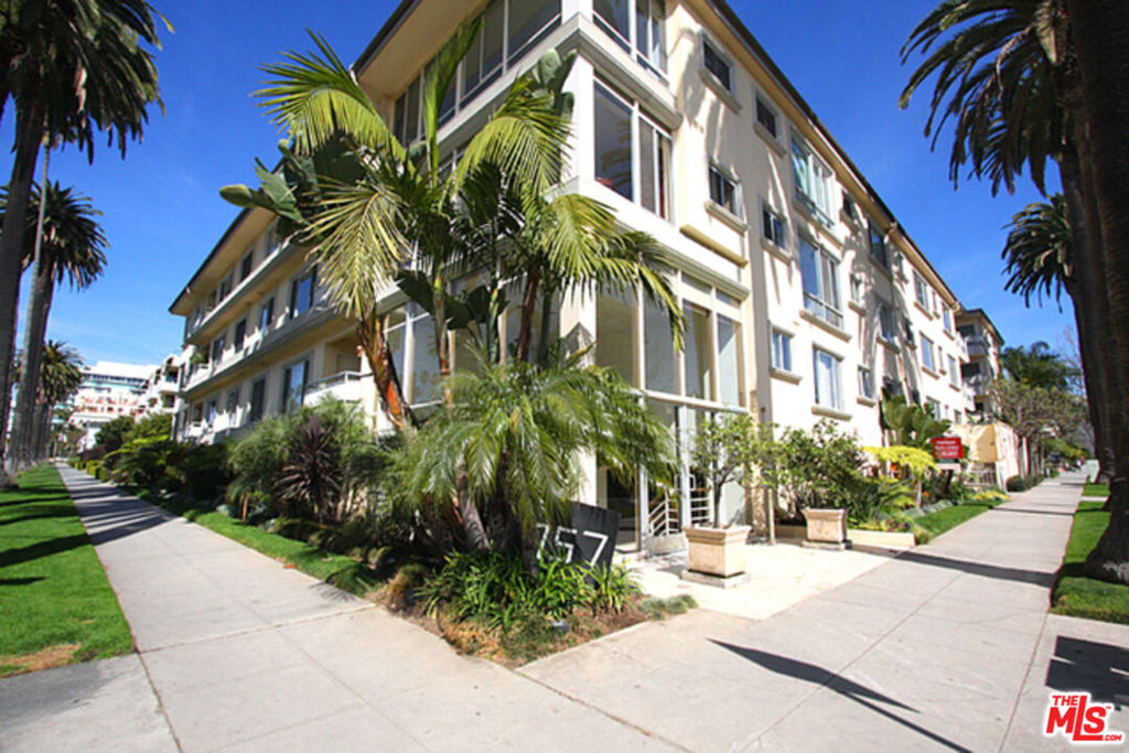 757 Ocean Avenue - Photo 1