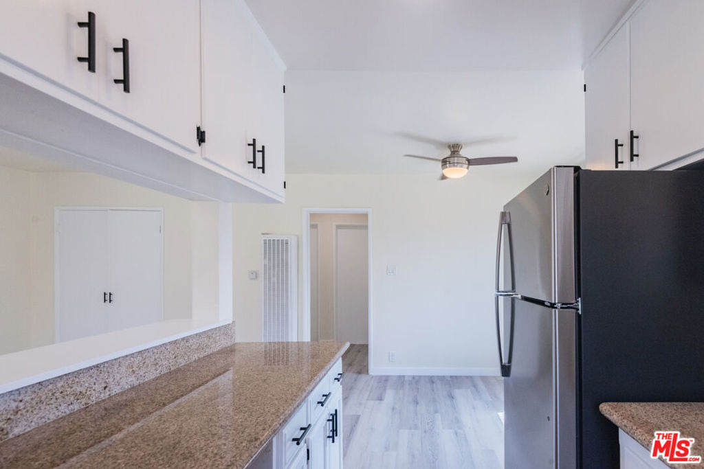 2107 Pullman - Photo 11