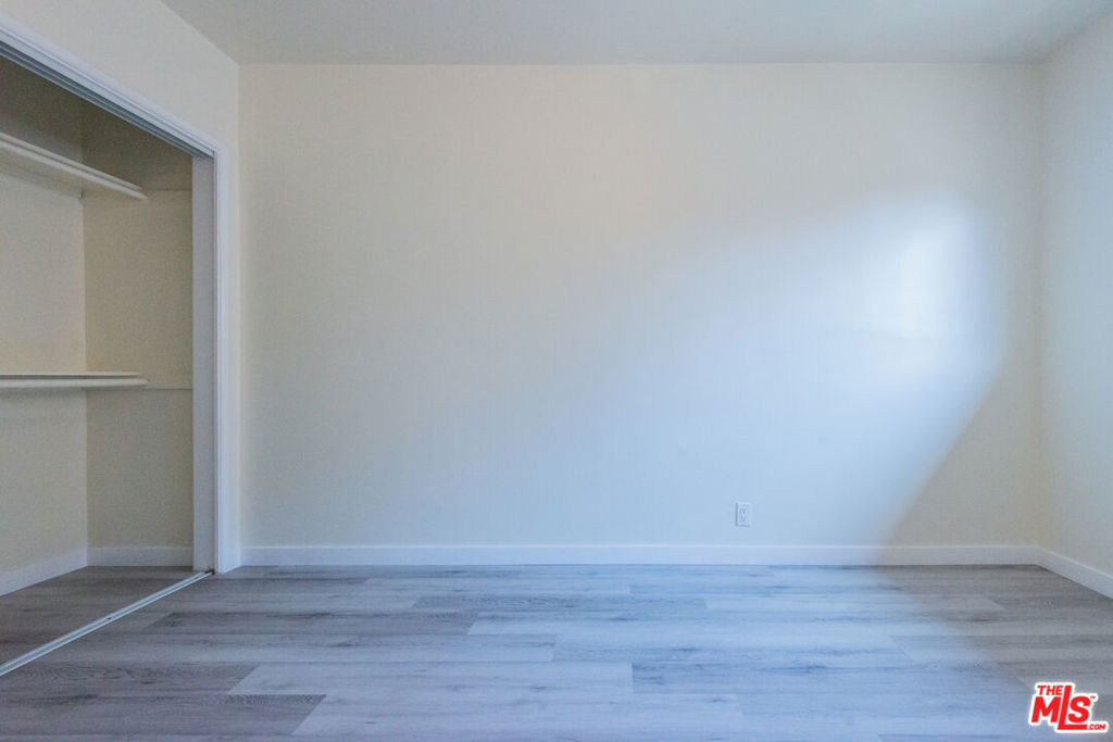 2107 Pullman - Photo 25