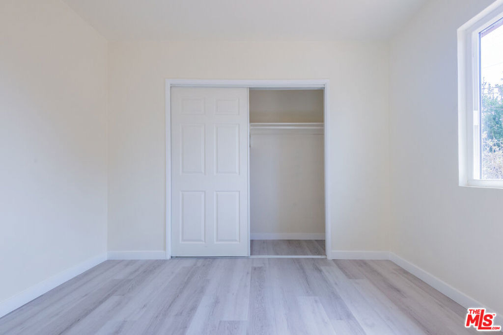 2107 Pullman - Photo 24