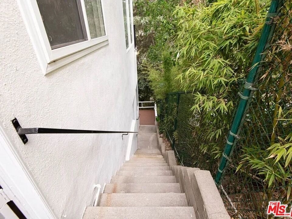 2819 Pacific View Trail - Photo 14