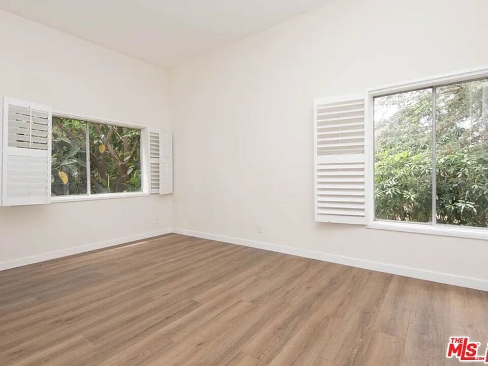 2819 Pacific View Trail - Photo 7