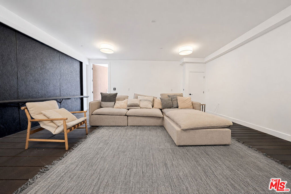 2230 Glendale Boulevard - Photo 26