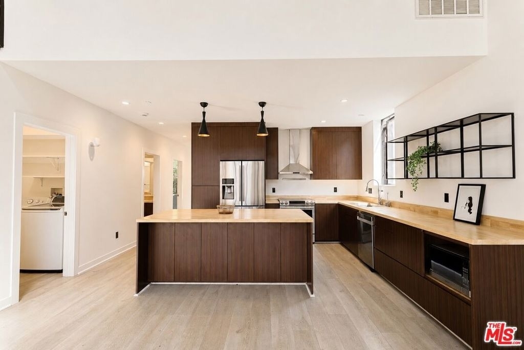2230 Glendale Boulevard - Photo 8