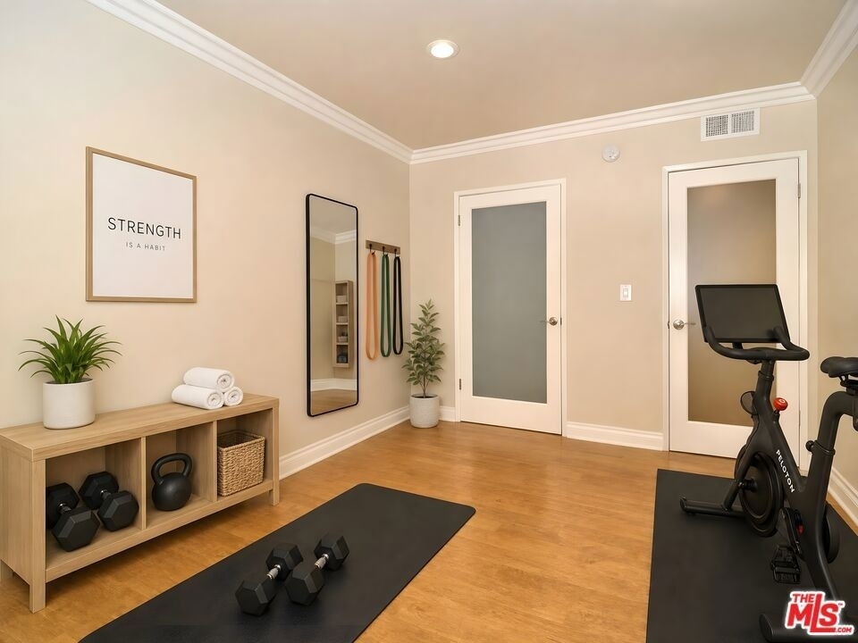 5354 Lindley Avenue - Photo 8