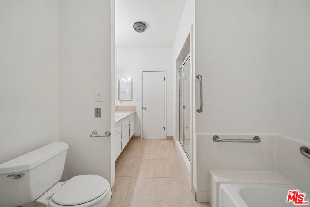 333 S Elm Drive - Photo 21