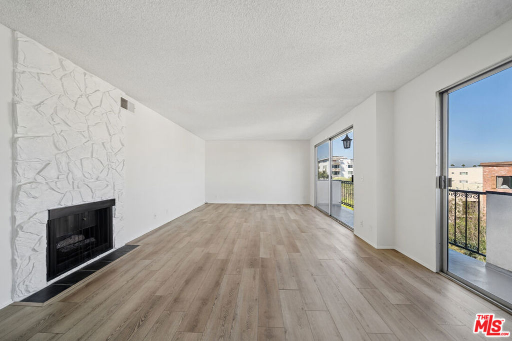 333 S Elm Drive - Photo 3