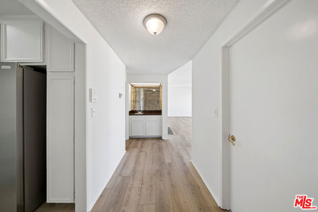333 S Elm Drive - Photo 11