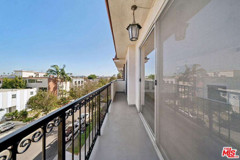 333 S Elm Drive - Photo 7