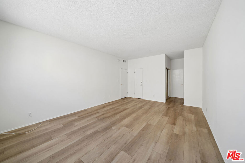333 S Elm Drive - Photo 13