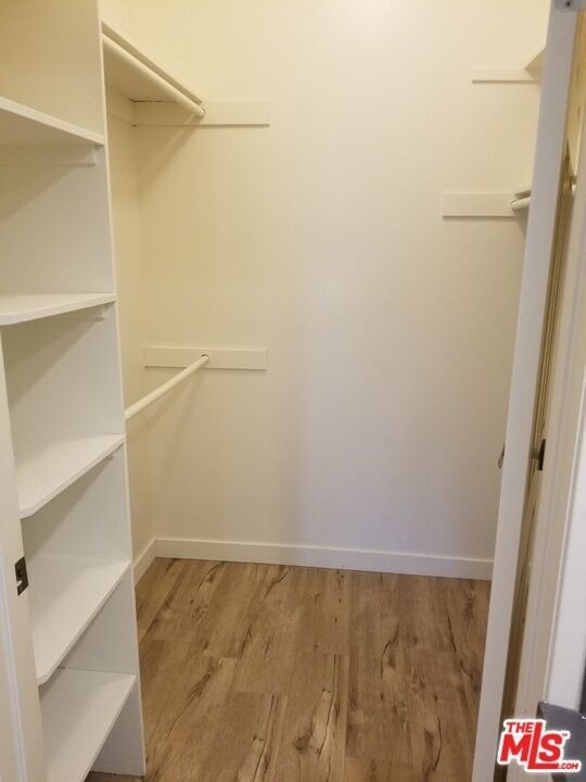 1031 N Crescent Heights Boulevard - Photo 13