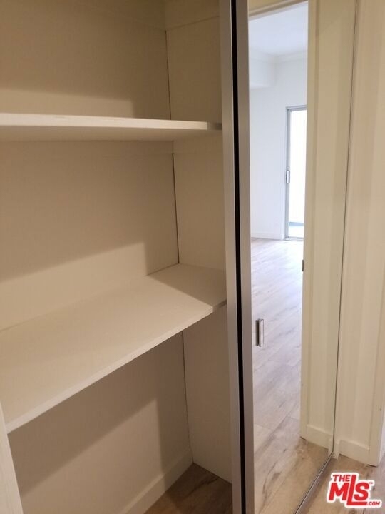 1031 N Crescent Heights Boulevard - Photo 22