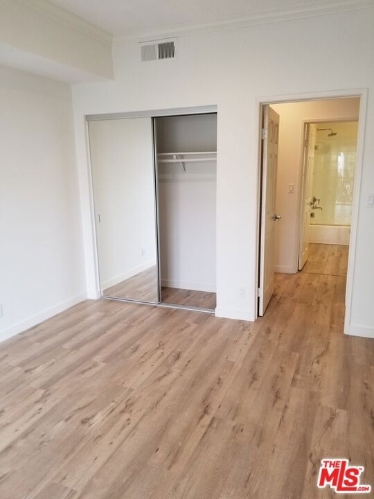 1031 N Crescent Heights Boulevard - Photo 8