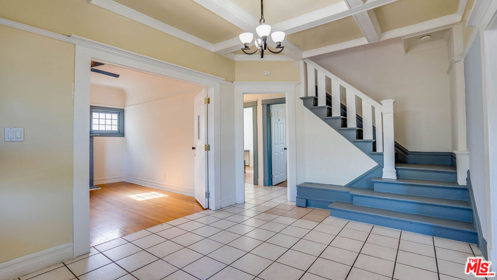 1479 W 29th Street - Photo 11