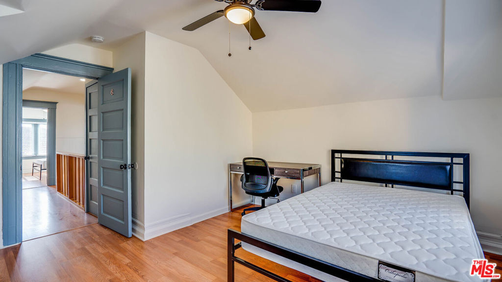 1479 W 29th Street - Photo 16
