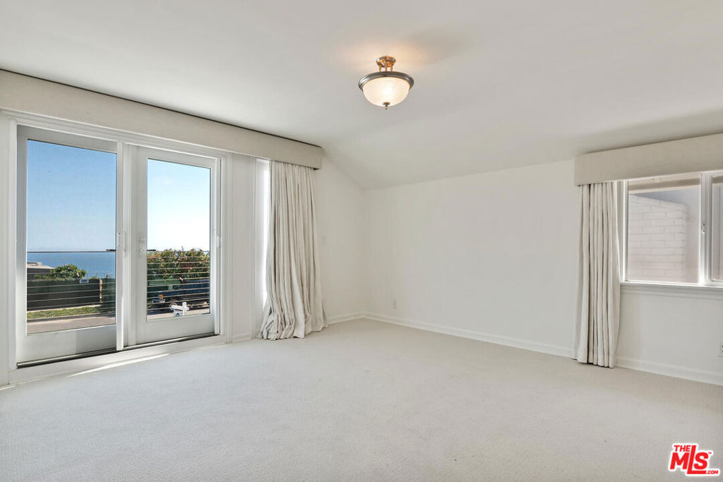 18133 Wakecrest Drive - Photo 25