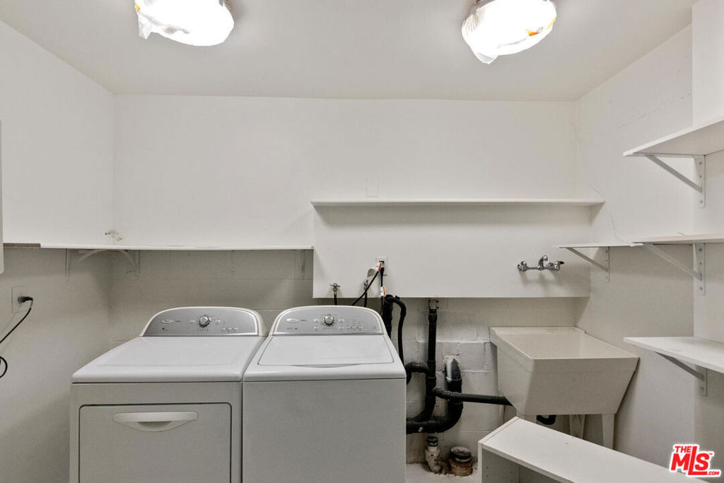 18133 Wakecrest Drive - Photo 36