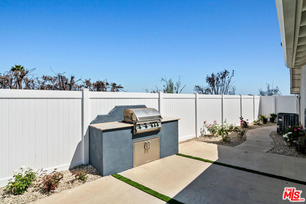 18133 Wakecrest Drive - Photo 13