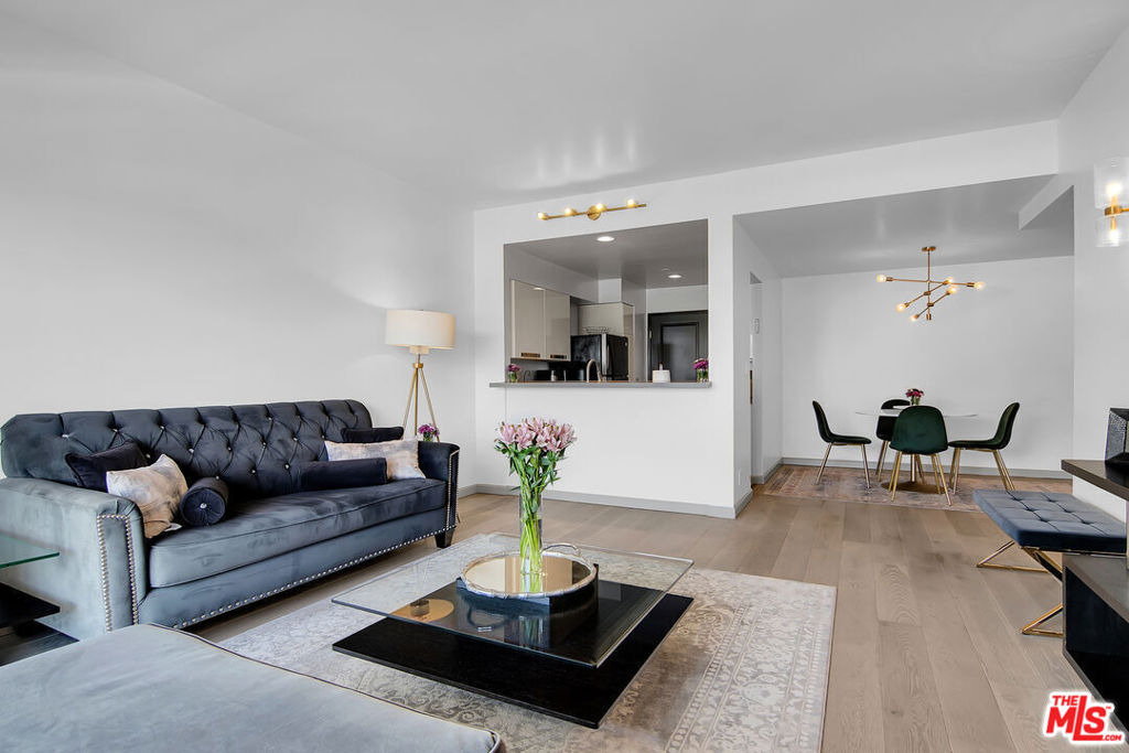 1155 N La Cienega Boulevard - Photo 6