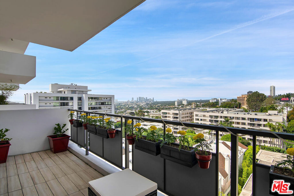 1155 N La Cienega Boulevard - Photo 14
