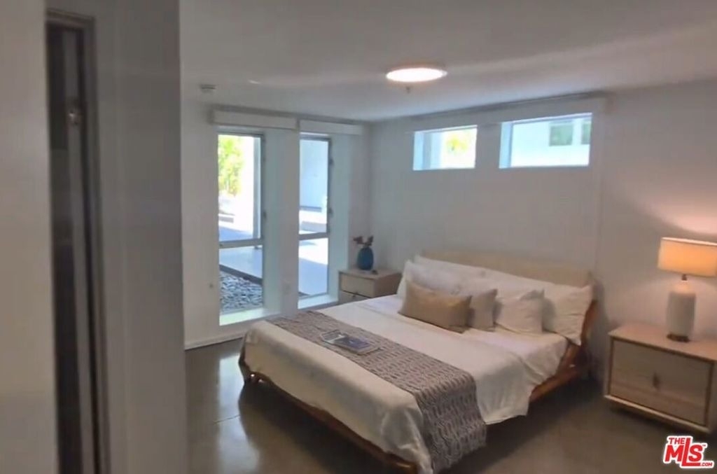 4133 Redwood Avenue - Photo 13