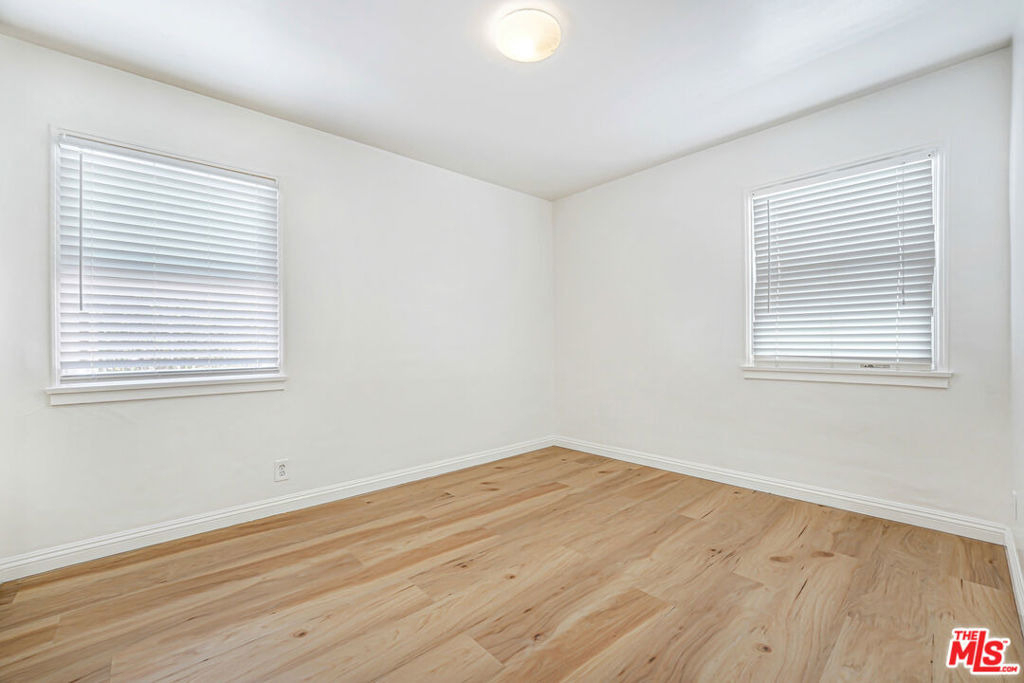2227 Montana Avenue - Photo 11