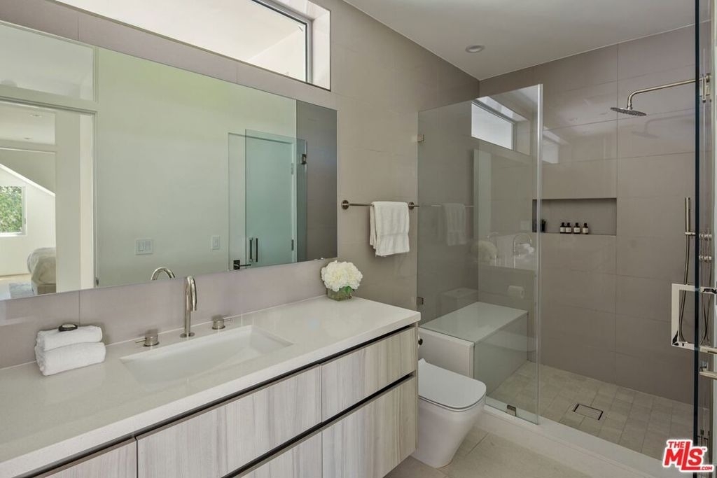 2189 Summitridge Drive - Photo 24