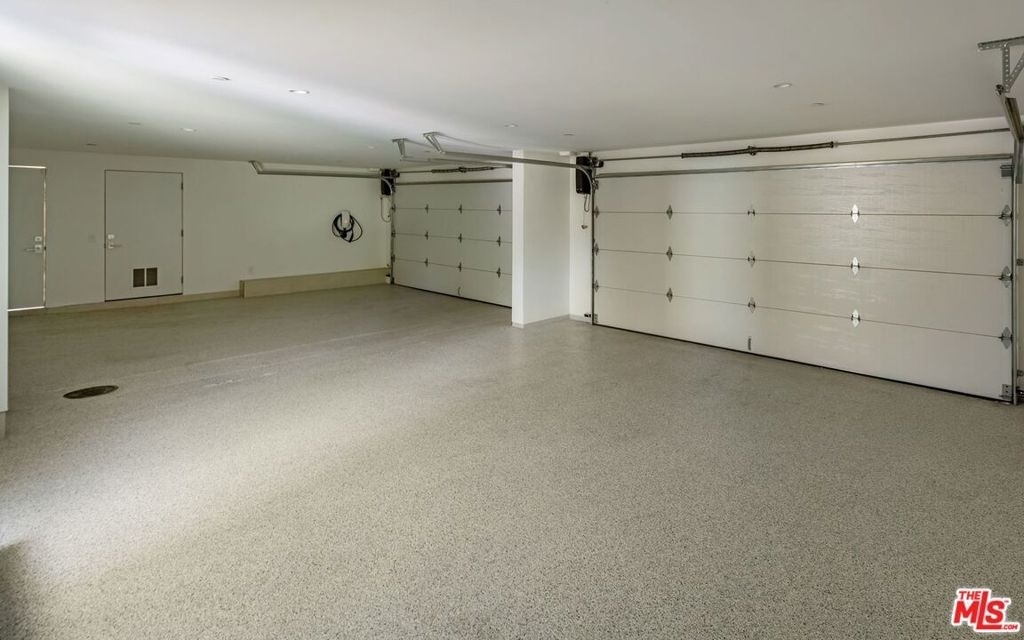 2189 Summitridge Drive - Photo 30