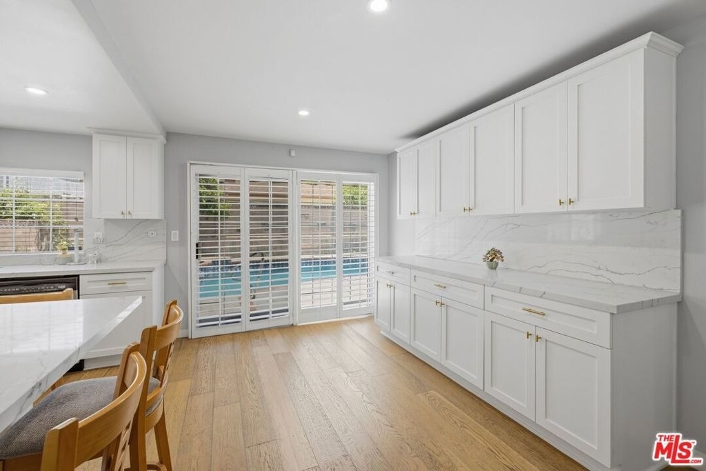6206 Hesperia Avenue - Photo 5