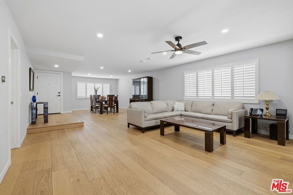 6206 Hesperia Avenue - Photo 2
