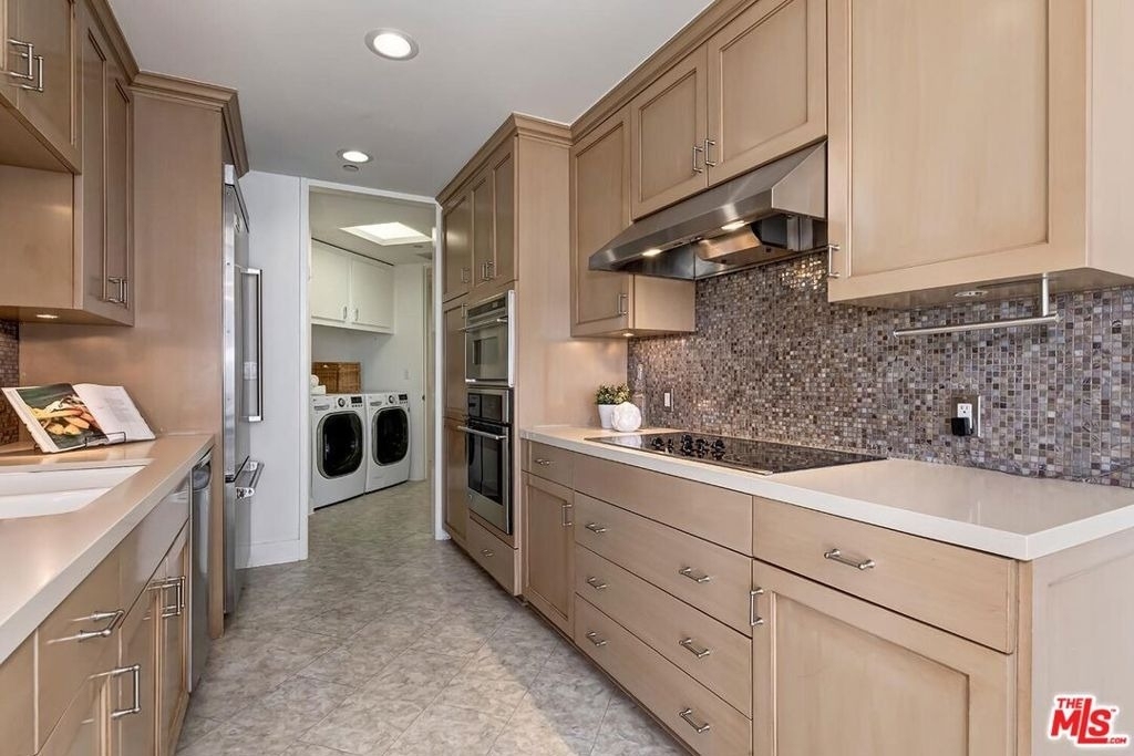 10350 Wilshire Boulevard - Photo 18