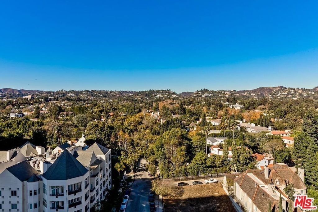 10350 Wilshire Boulevard - Photo 13