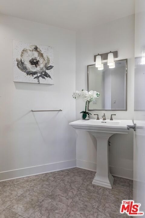 10350 Wilshire Boulevard - Photo 28