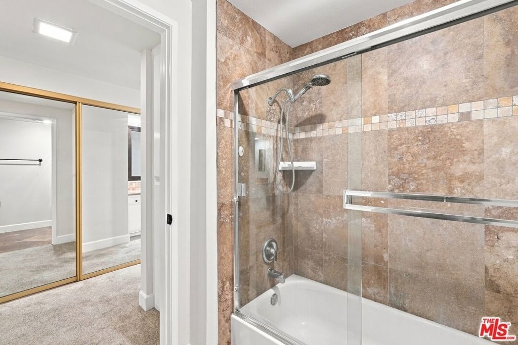 2322 Palos Verdes Drive - Photo 18