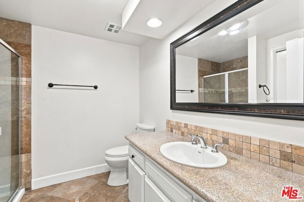 2322 Palos Verdes Drive - Photo 14