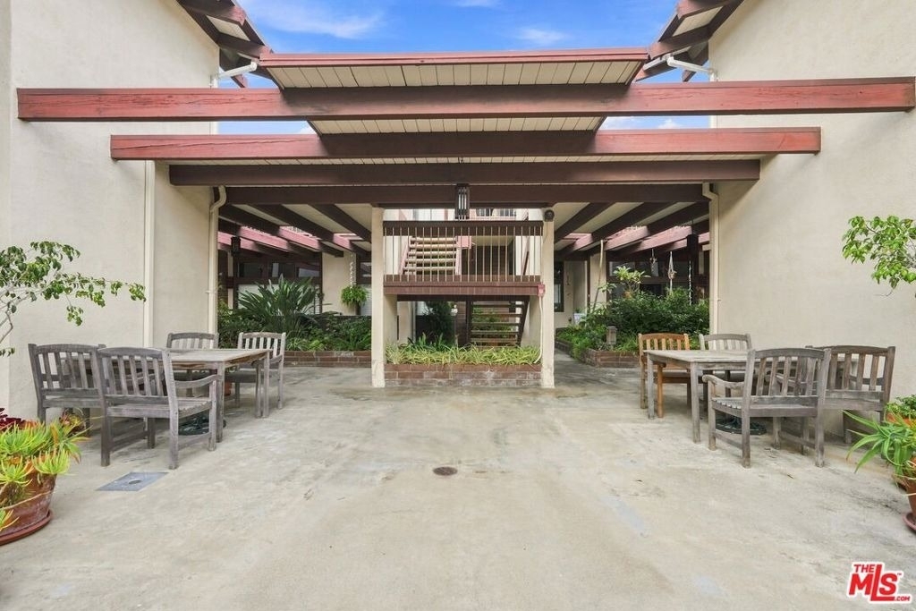 2322 Palos Verdes Drive - Photo 21