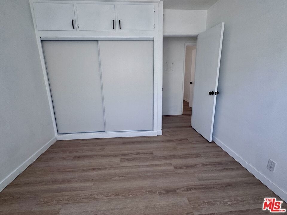 1542 W 60th Street - Photo 17