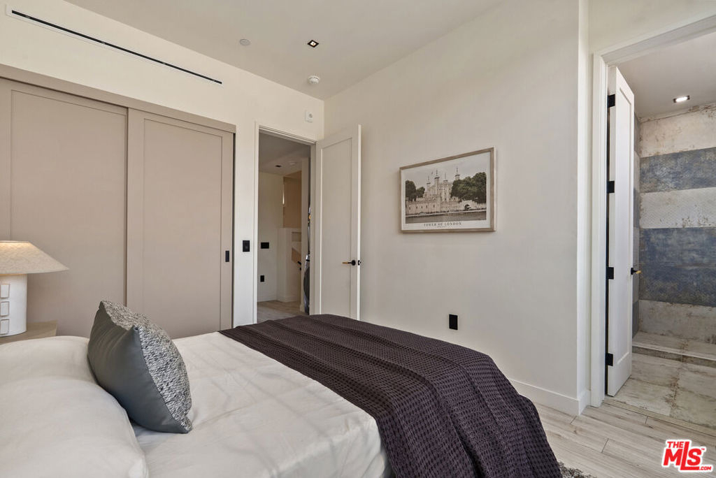 1021 N Ogden Drive - Photo 15