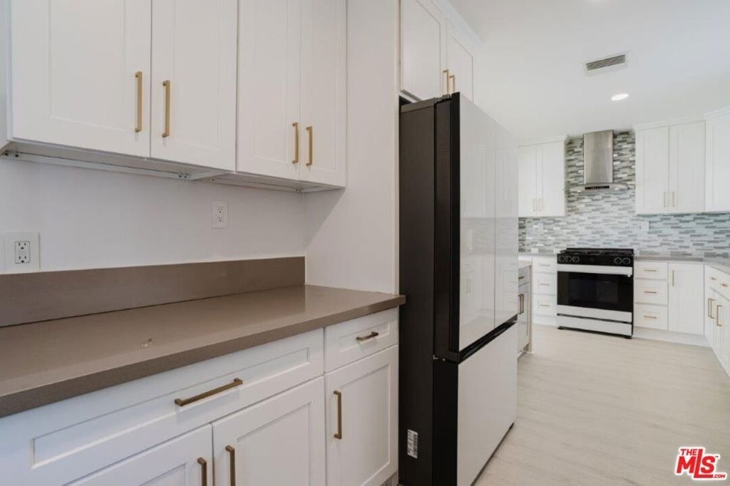 9620 Woodale Avenue - Photo 26