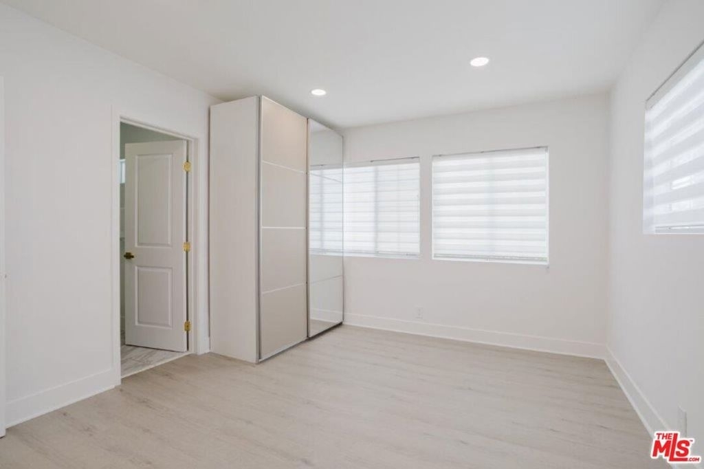 9620 Woodale Avenue - Photo 30