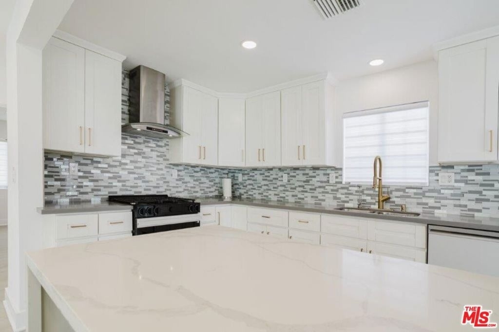 9620 Woodale Avenue - Photo 20